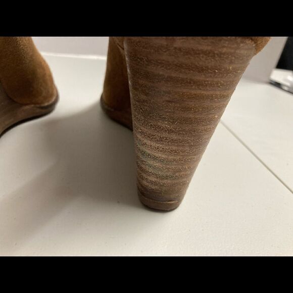 LUCKY BRAND, suede wedge booties, size 7 1/2 M,Tan‎ - Picture 9 of 16